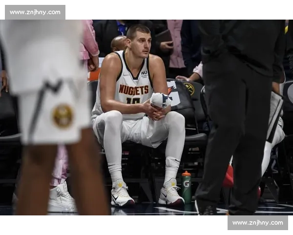 约基奇对决戴维斯巅峰内线博弈重塑NBA季后赛格局走向未来之路